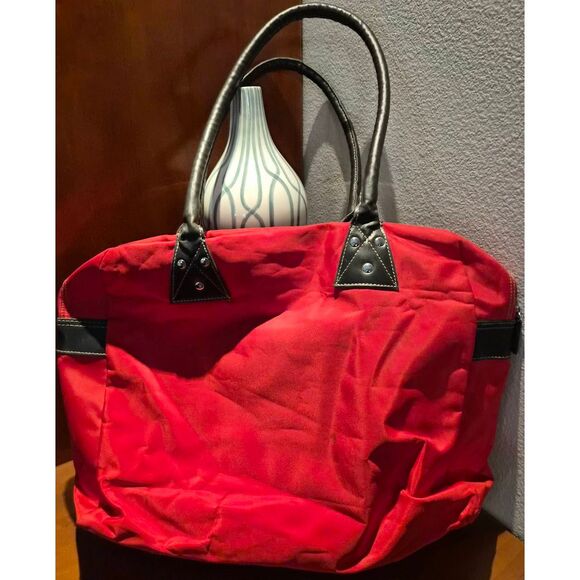 True Religion duffle bag - Picture 6 of 7